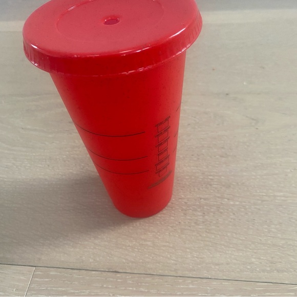 COPY - ⭐️Starbucks⭐️2023 Christmas Holiday Reusable 24oz Red Glitter Cold Cup w… - Picture 3 of 5